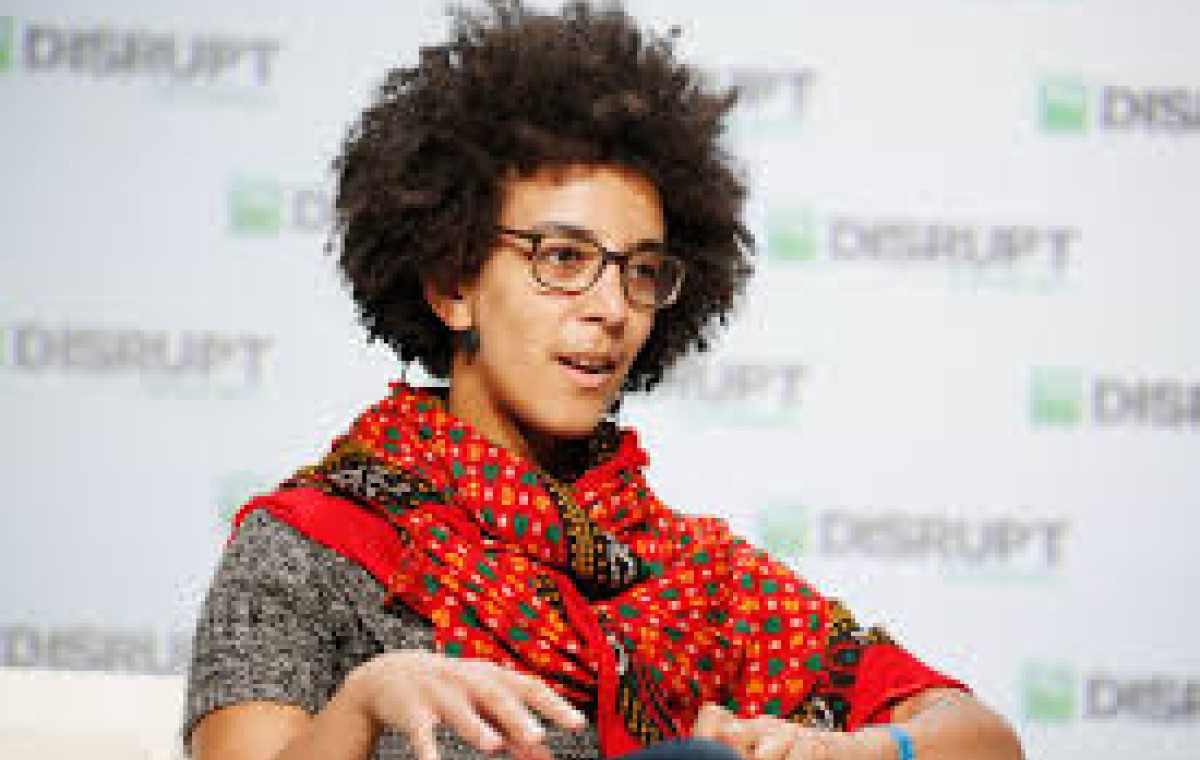 Dr. Timnit Gebru