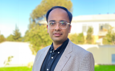 A portrait of Vivek Agarwal